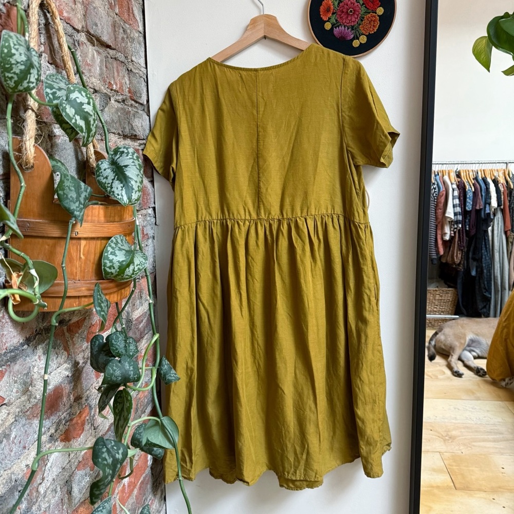 Hand-Embroidered Tradlands Nico Dress | XS - Picture 5 of 10